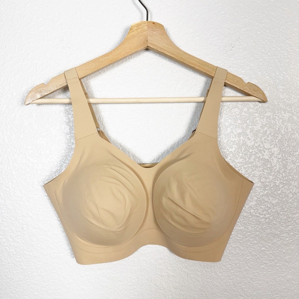 Evelyn Bobbie NWT The Beyond Bra Womens Size Large Sand Wireless Everyday